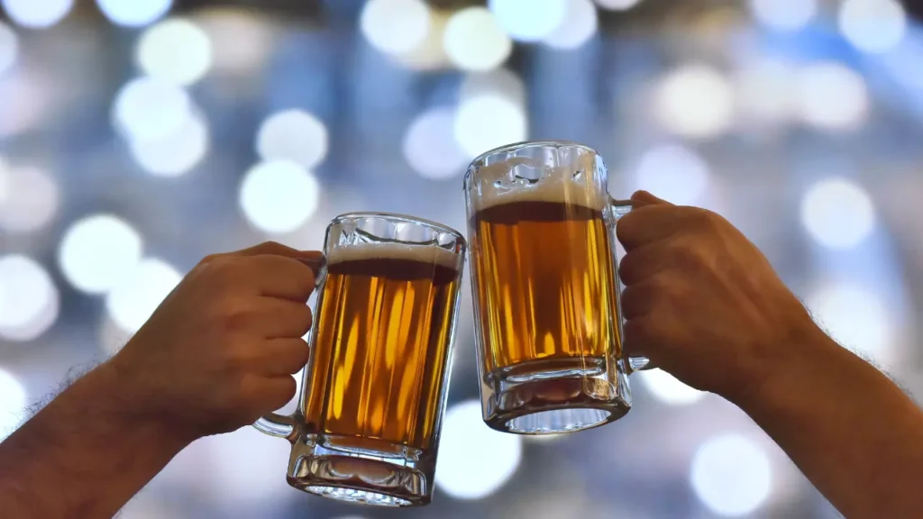 Beer ke Fayde: Skin Glow, Hair Care aur Health Benefits 2 Untitled design 65 1